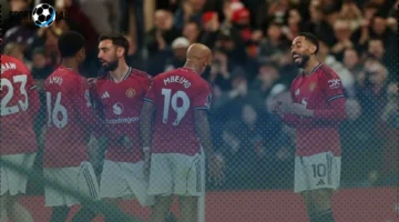 مانشستر يونايتد يحقق فوزه الثالث على التوالي مع أموريم ويصعد للمربع الذهبي في الدوري الإنجليزي